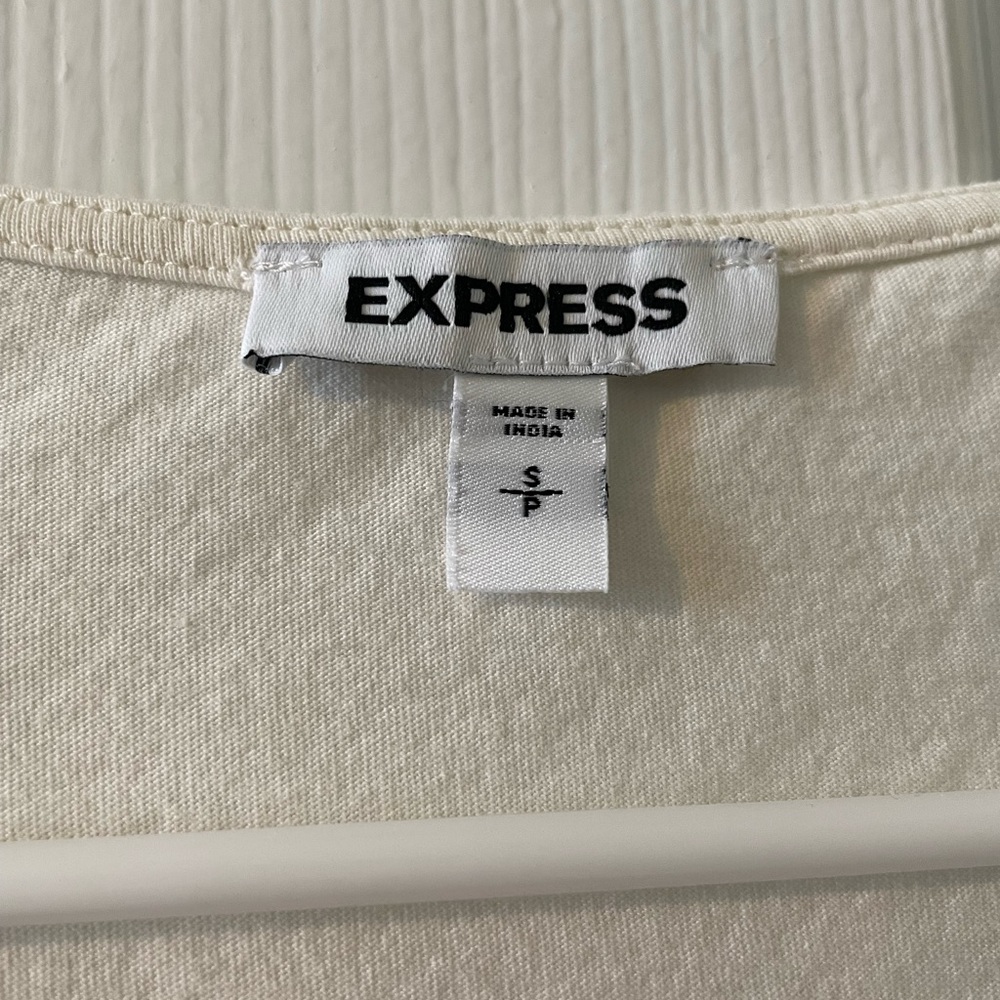 Express Blouse - Picture 3 of 7